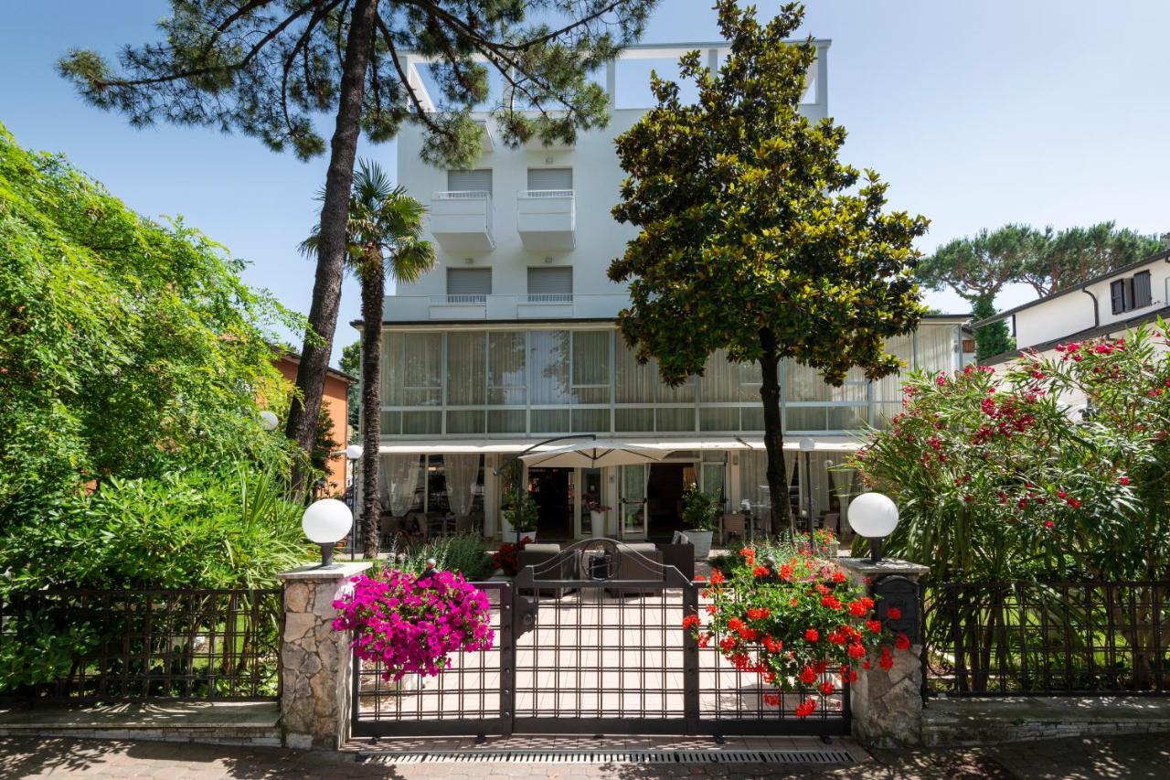 Hotel Verde Luna 체르비아 외부 사진